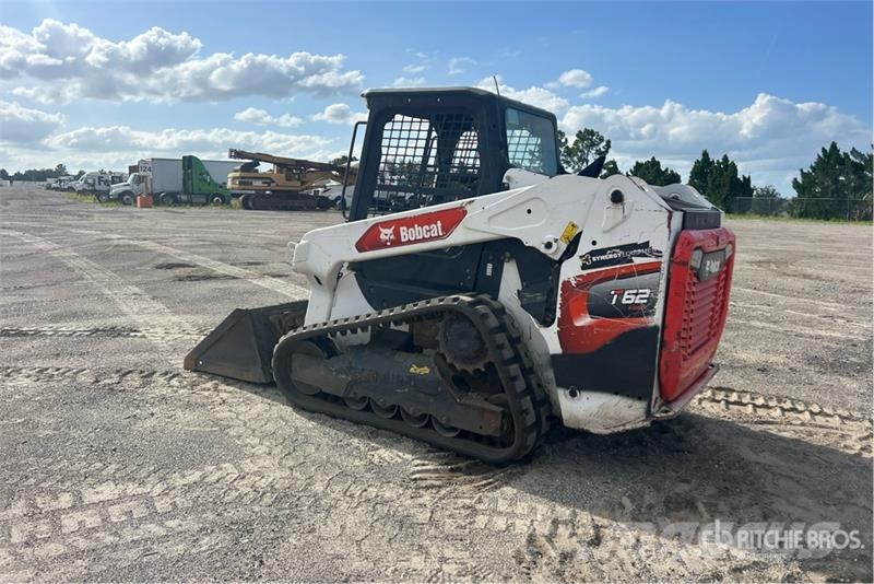 Bobcat T62 Compact Track Loader Skid steer mini nakladalci
