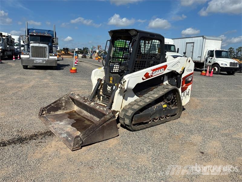 Bobcat T62 Compact Track Loader Мини-погрузчики