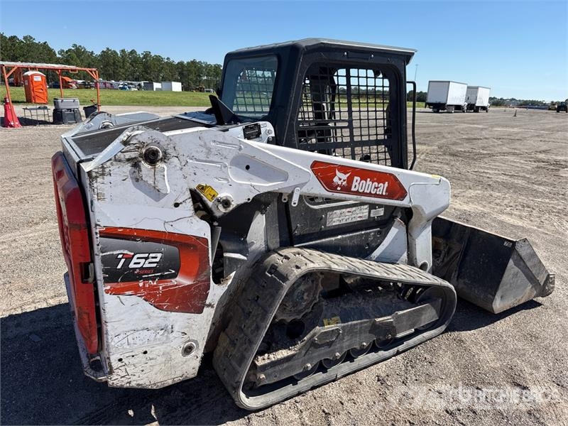 Bobcat T62 Compact Track Loader Skid steer mini nakladalci