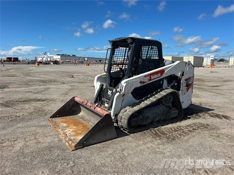 Bobcat T62 Compact Track Loader 滑移轉向裝載機