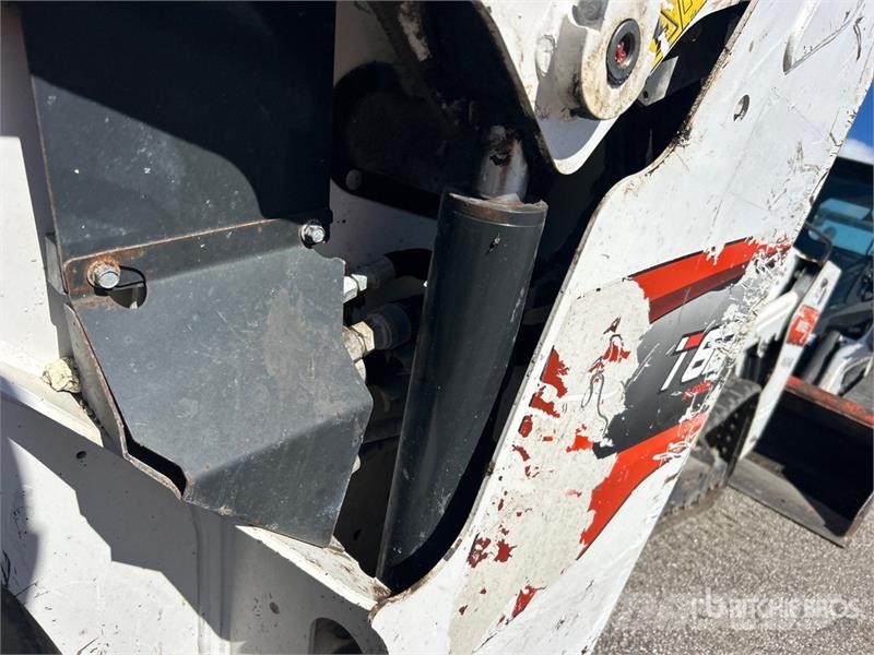 Bobcat T62 Compact Track Loader 滑移轉向裝載機