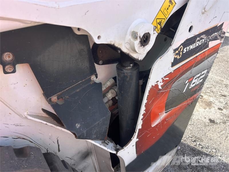 Bobcat T62 Compact Track Loader Skid steer mini nakladalci