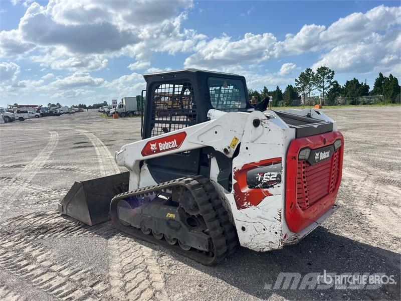 Bobcat T62 Compact Track Loader Skid steer loaders