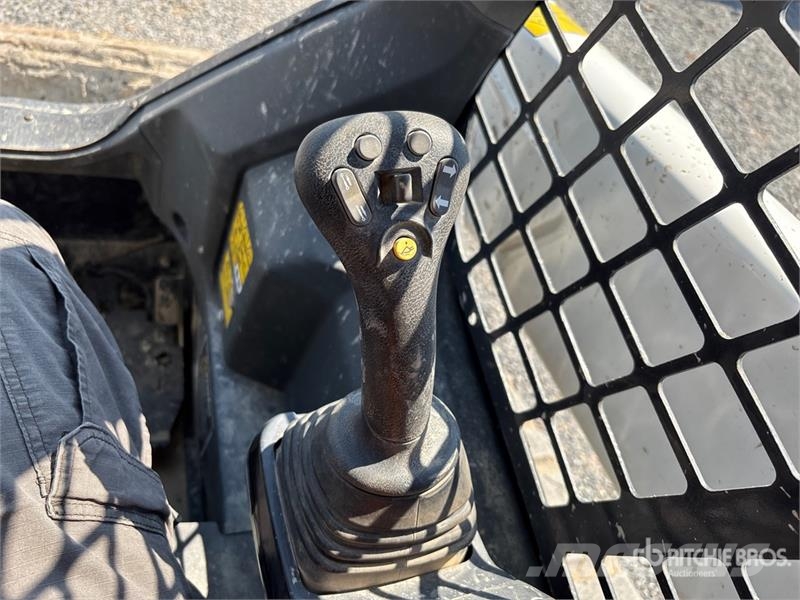 Bobcat T62 Two-Speed Compact Track Loader Ładowarki burtowe