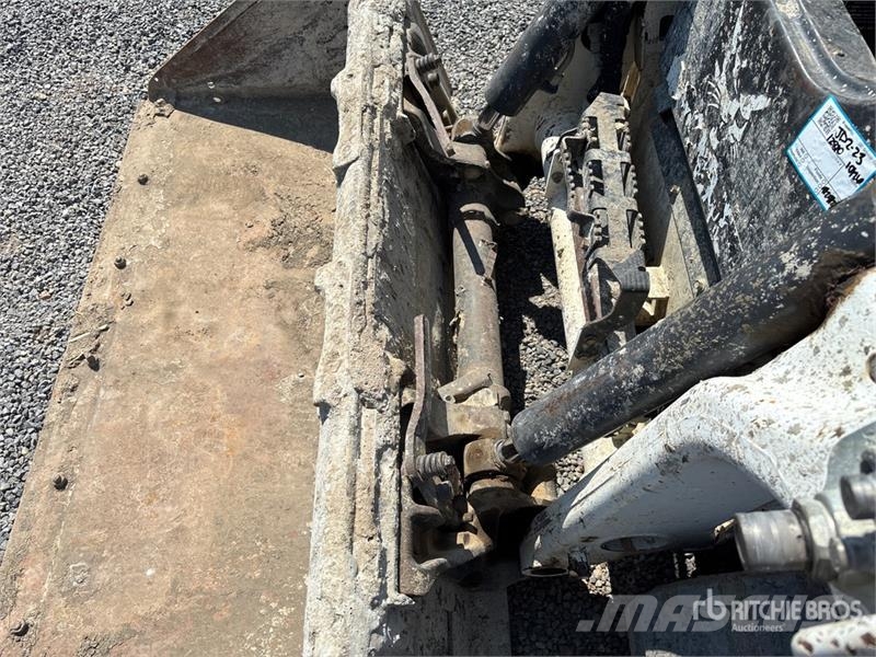 Bobcat T62 Two-Speed Compact Track Loader Ładowarki burtowe