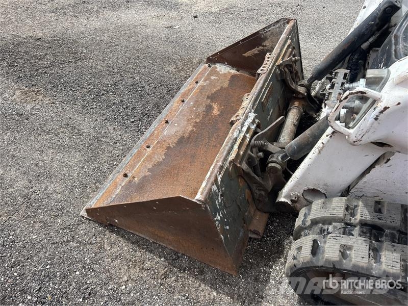 Bobcat T62 Two-Speed Compact Track Loader Мини-погрузчики
