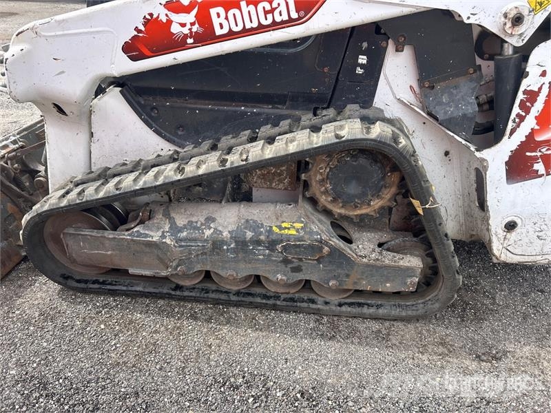 Bobcat T62 Two-Speed Compact Track Loader Мини-погрузчики