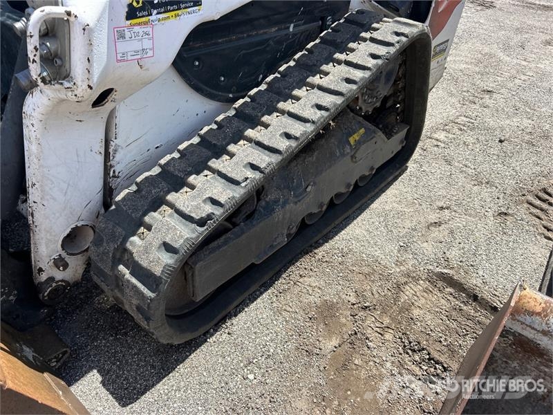 Bobcat T62 Two-Speed Compact Track Loader Smykem řízené nakladače