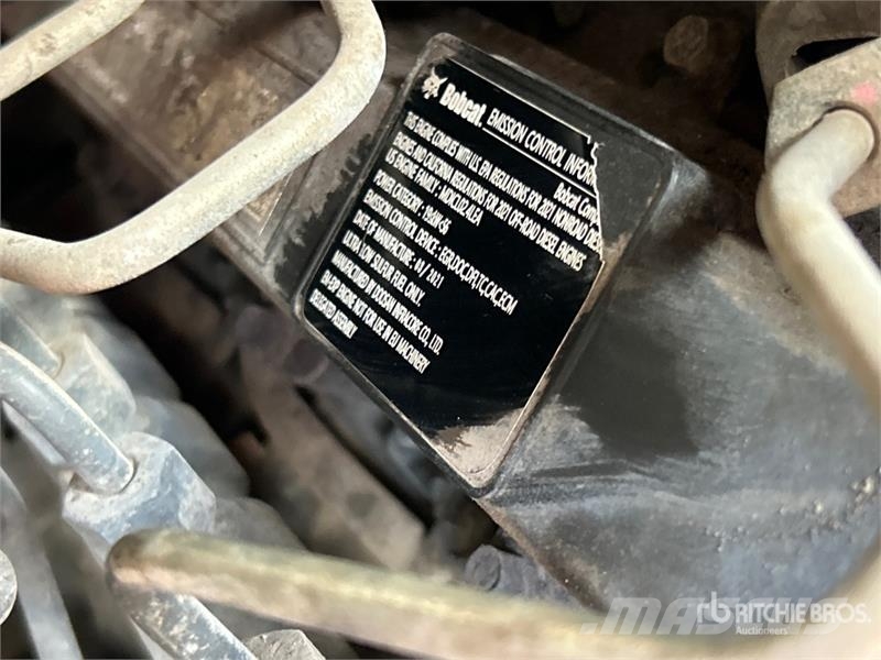 Bobcat T62 Two-Speed Compact Track Loader Smykem řízené nakladače