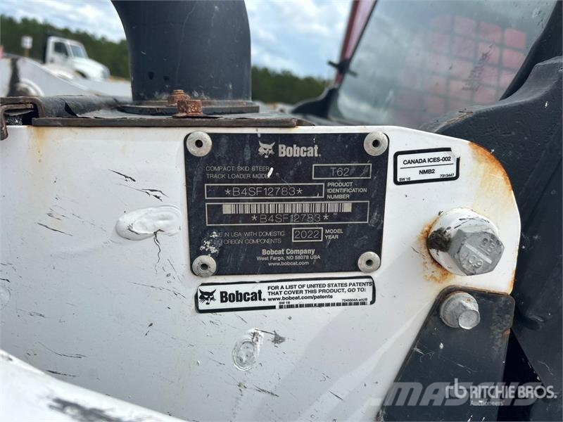 Bobcat T62 Two-Speed Compact Track Loader Мини-погрузчики