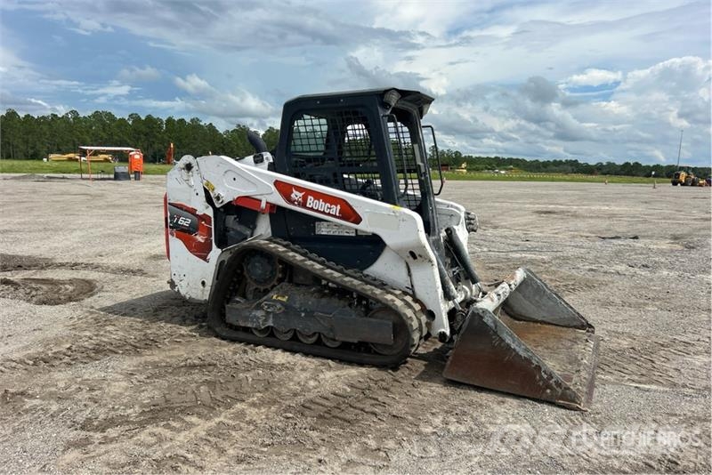 Bobcat T62 Two-Speed Compact Track Loader Mini incarcator