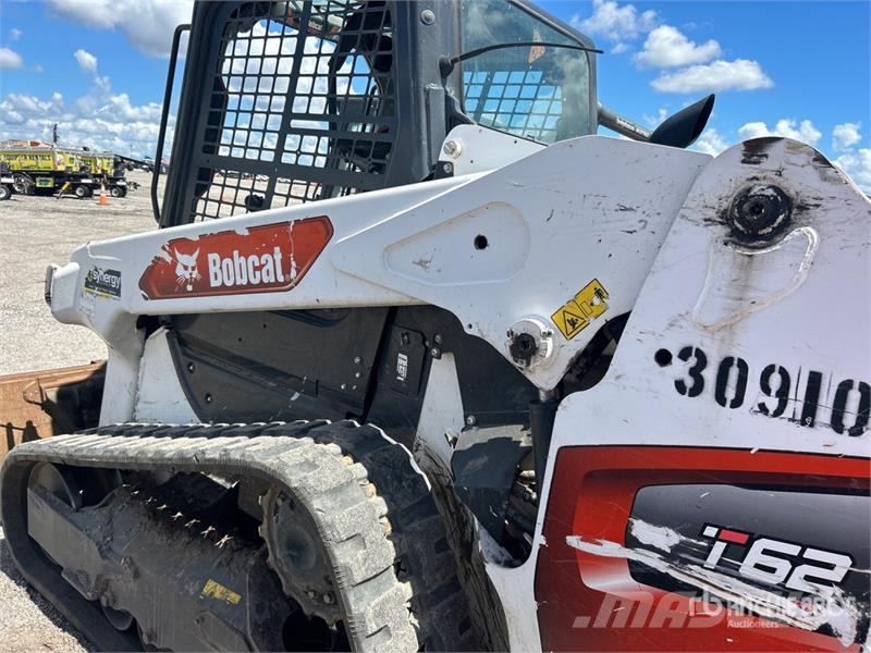 Bobcat T62 Two-Speed Compact Track Loader Smykem řízené nakladače