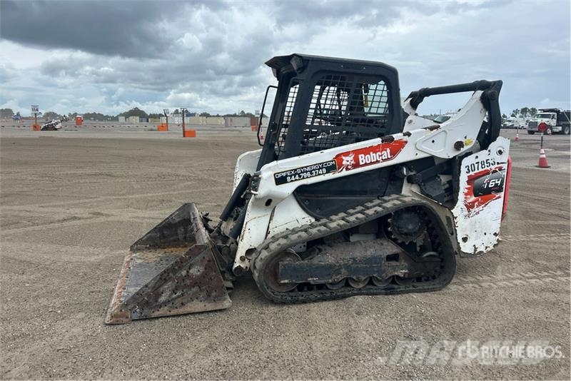 Bobcat T64 Compact Track Loader Мини-погрузчики