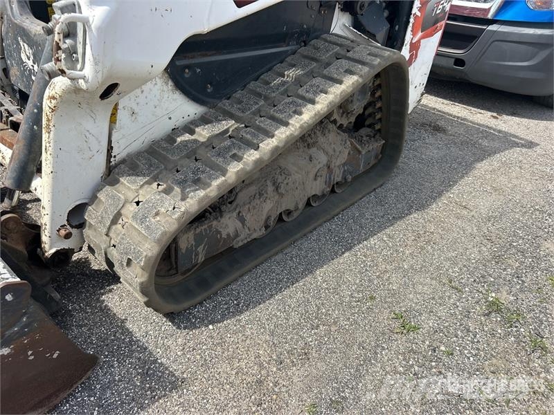 Bobcat T64 Compact Track Loader لوادر انزلاقية التوجيه
