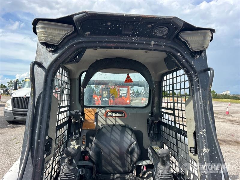 Bobcat T64 Compact Track Loader Kompaktlader