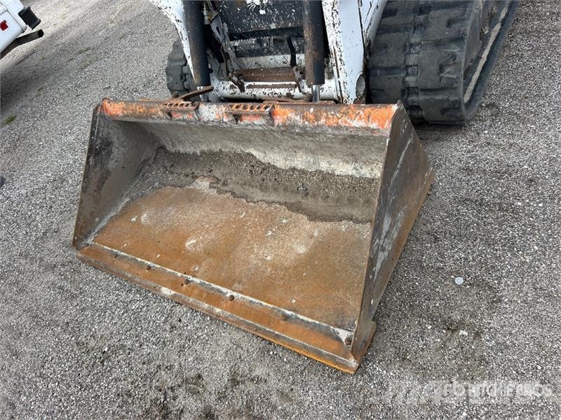 Bobcat T64 Compact Track Loader Kompaktlader