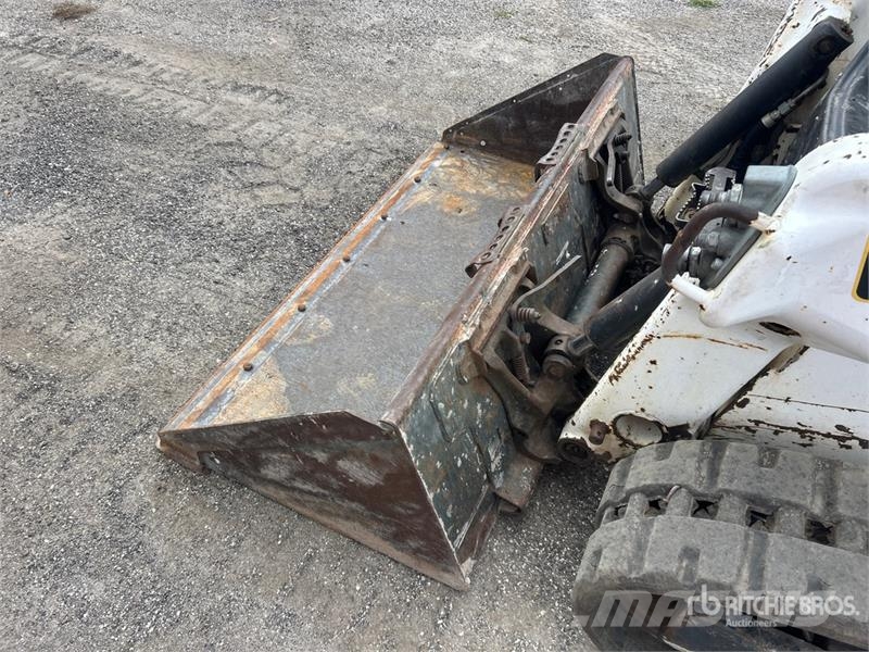 Bobcat T64 Compact Track Loader Мини-погрузчики