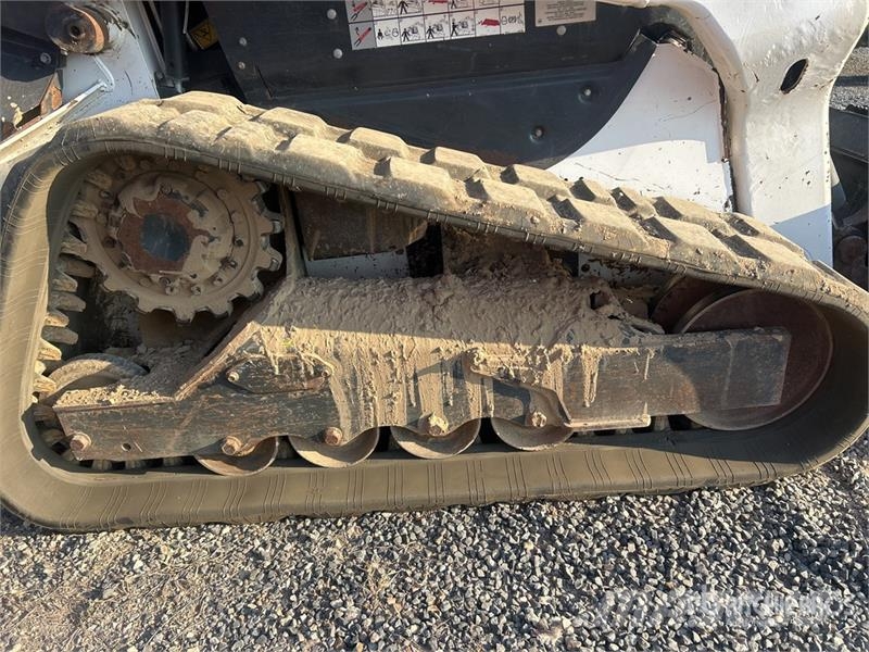 Bobcat T64 Two-Speed Compact Track Loader Kompaktlader