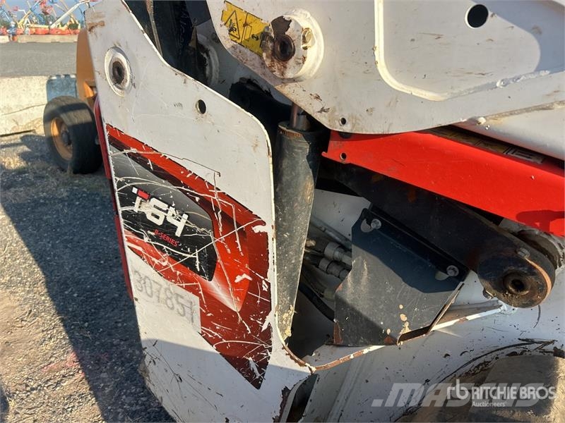 Bobcat T64 Two-Speed Compact Track Loader Kompaktlader