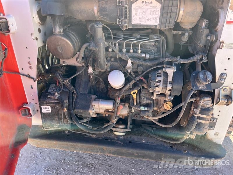 Bobcat T650 لوادر انزلاقية التوجيه