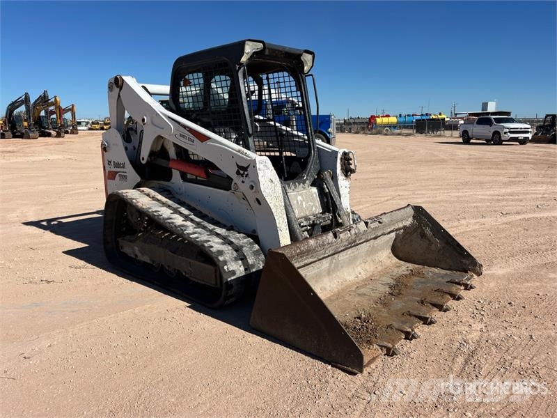 Bobcat T650 لوادر انزلاقية التوجيه