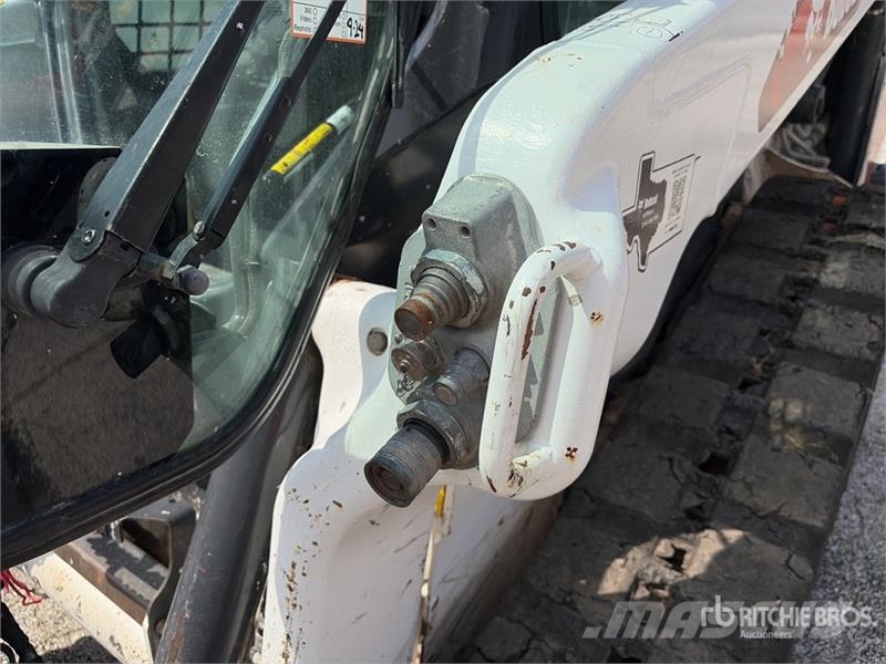 Bobcat T66 Skid steer mini utovarivači