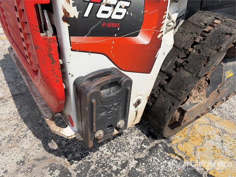 Bobcat T66 Skid steer mini utovarivači