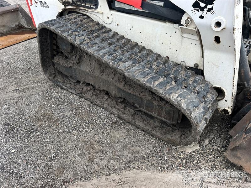 Bobcat T740 Мини товарачи