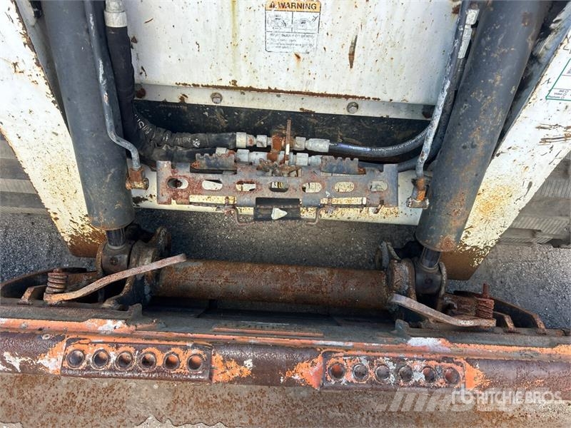 Bobcat T740 Skid steer loaders