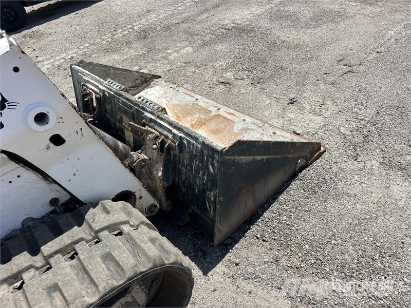 Bobcat T740 Skid steer loaders