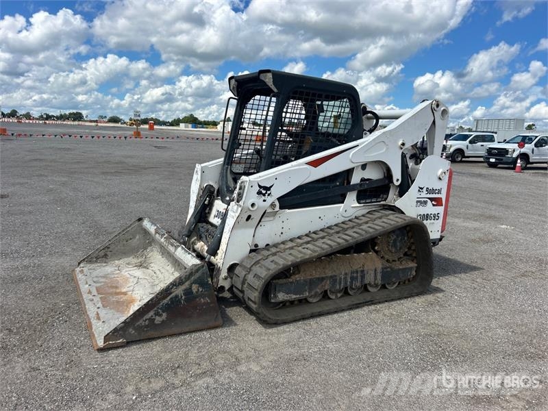 Bobcat T740 Skid steer loaders