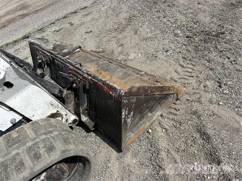 Bobcat T740 Skid steer loaders