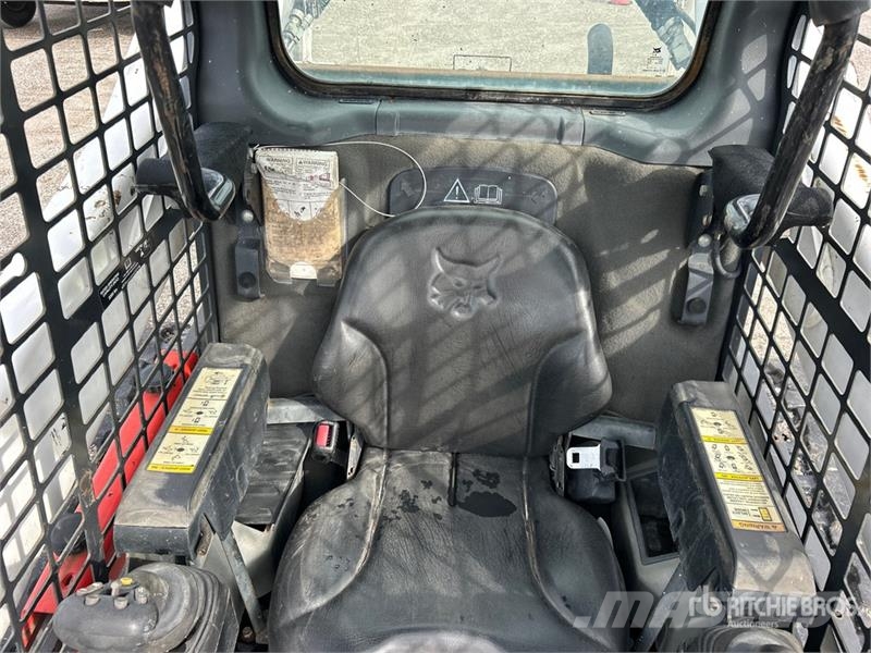 Bobcat T740 Мини товарачи
