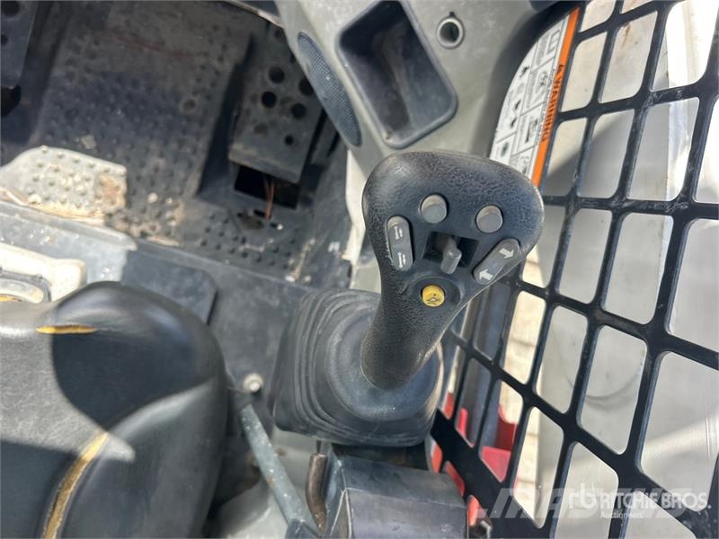Bobcat T740 Skid steer loaders