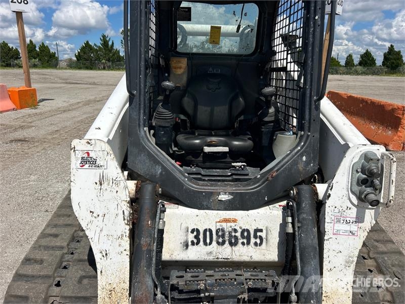 Bobcat T740 Skid steer loaders