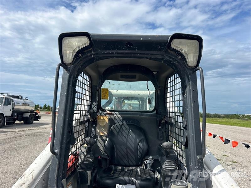 Bobcat T740 Skid steer loaders