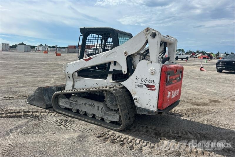 Bobcat T740 Skid steer loaders