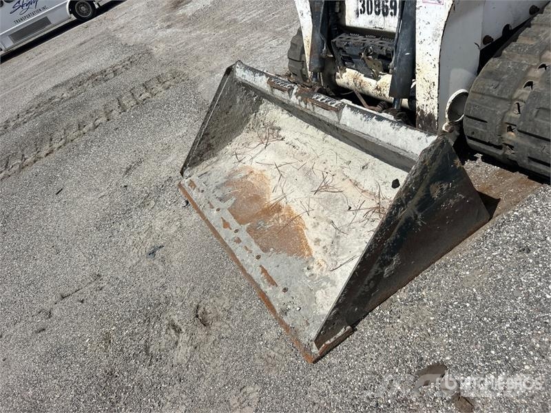 Bobcat T740 Skid steer loaders