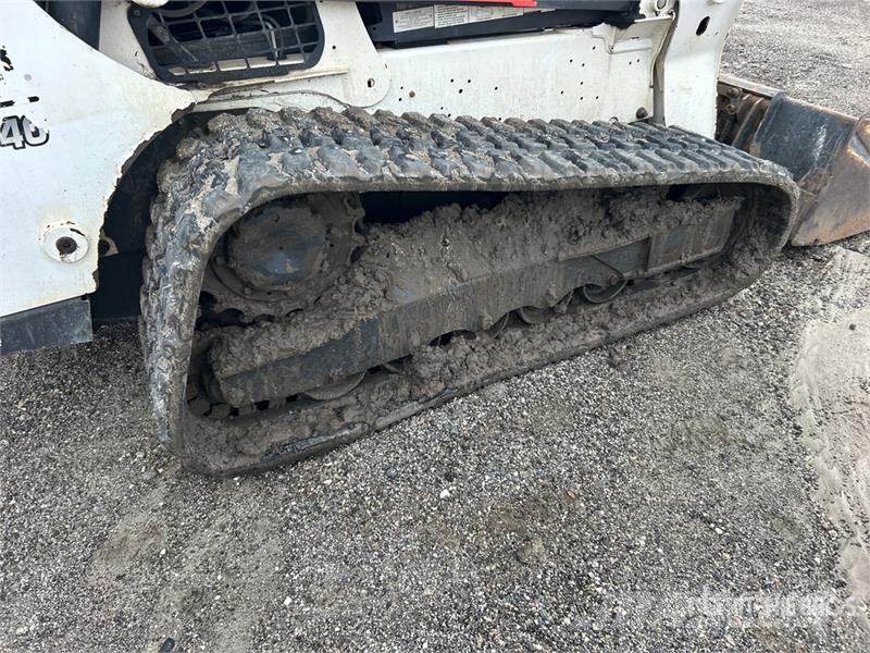 Bobcat T740 Мини товарачи