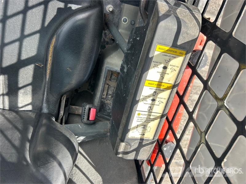 Bobcat T740 Skid steer loaders