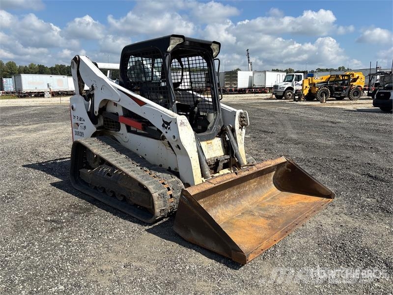 Bobcat T740 Skid steer mini nakladalci