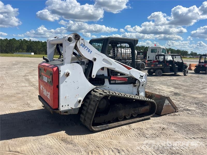 Bobcat T740 Skid steer loaders