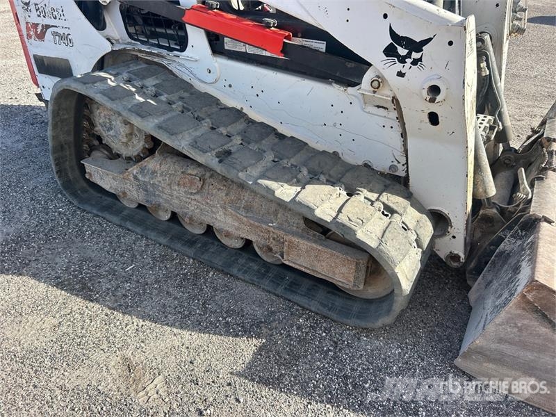 Bobcat T740 لوادر انزلاقية التوجيه