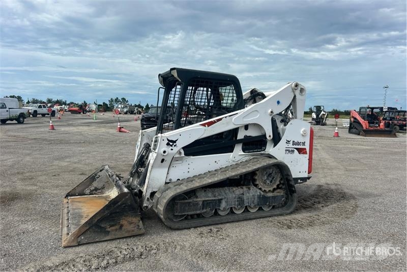 Bobcat T740 Skid steer loaders