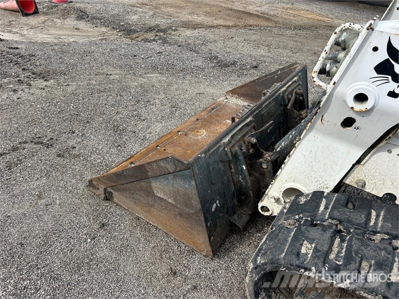 Bobcat T740 Мини товарачи
