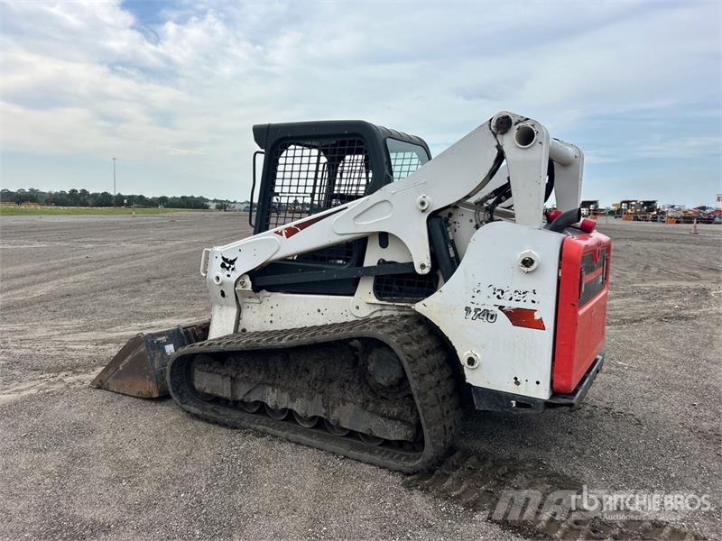 Bobcat T740 Мини товарачи