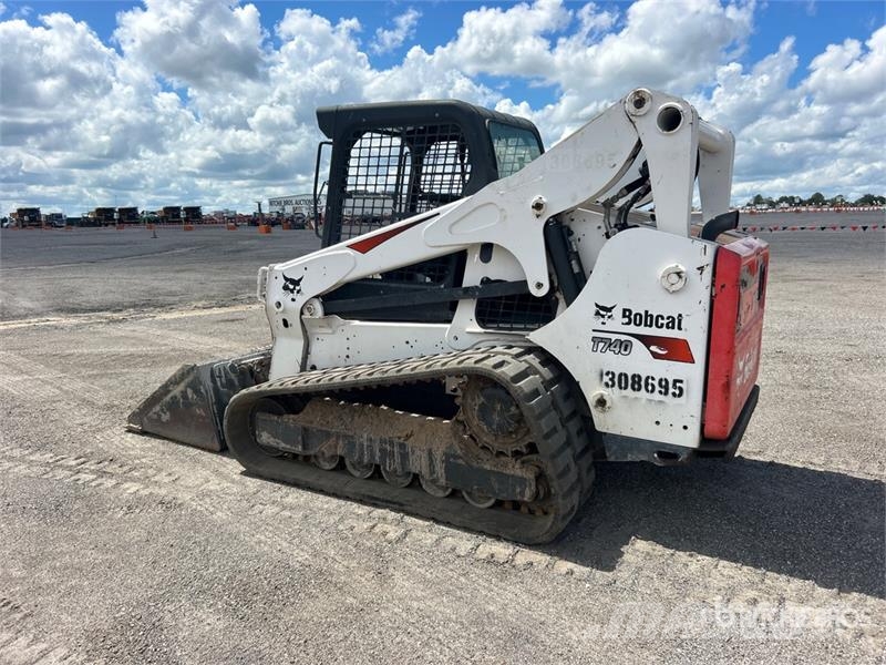 Bobcat T740 Skid steer loaders