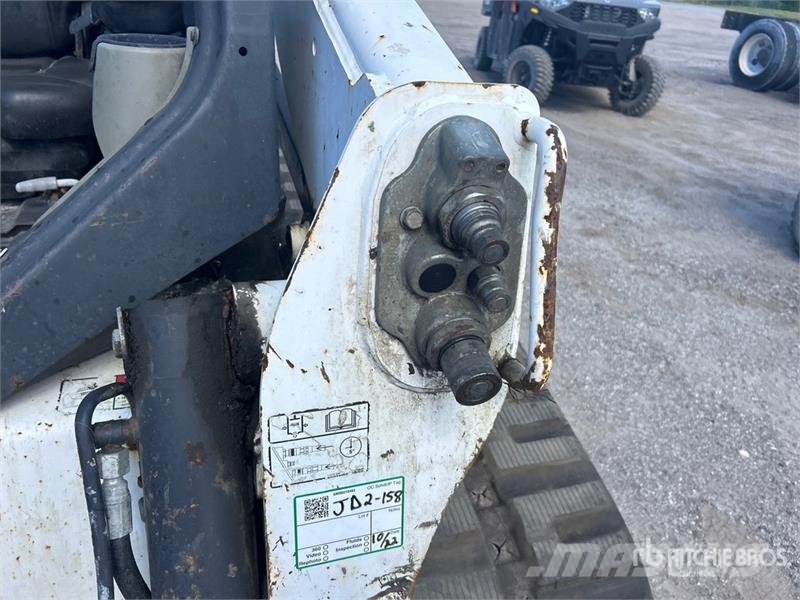Bobcat T740 Skid steer loaders