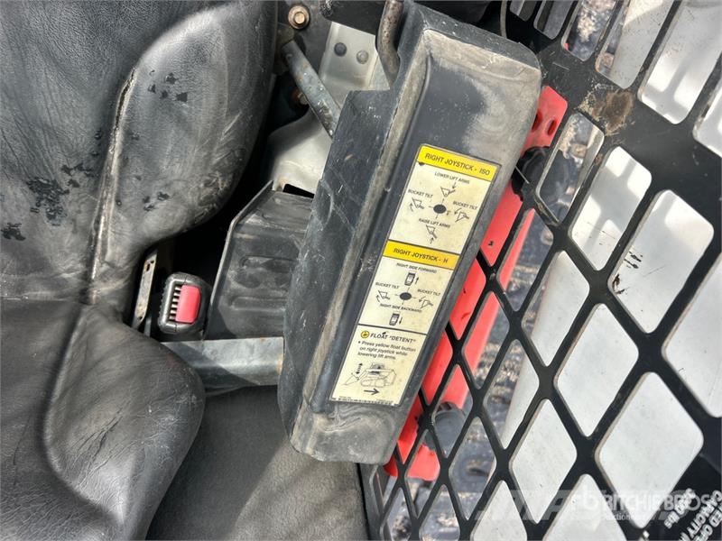 Bobcat T740 Мини товарачи
