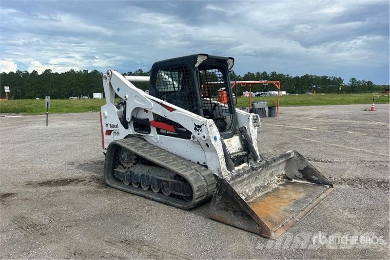 Bobcat T740 Skid steer loaders